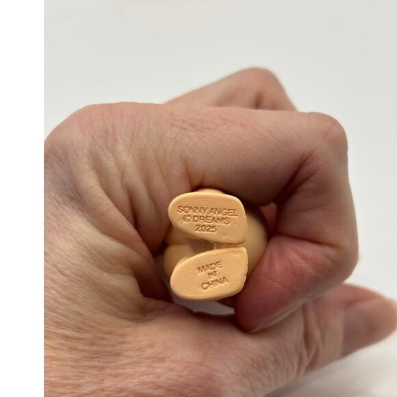 New Sonny Angel Carrot Mini Figure, Christmas Dinner Series, Open Box - Picture 5 of 5